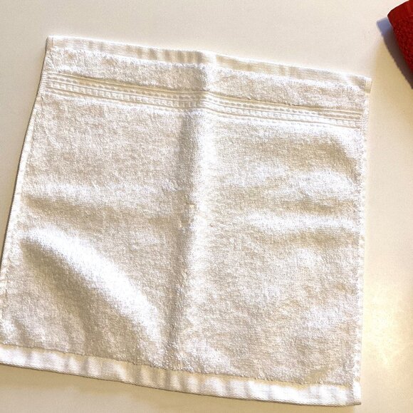 Festive Christmas Kitchen Bathroom Hand Guest Towels Tea Towel Linens - Picture 2 of 11